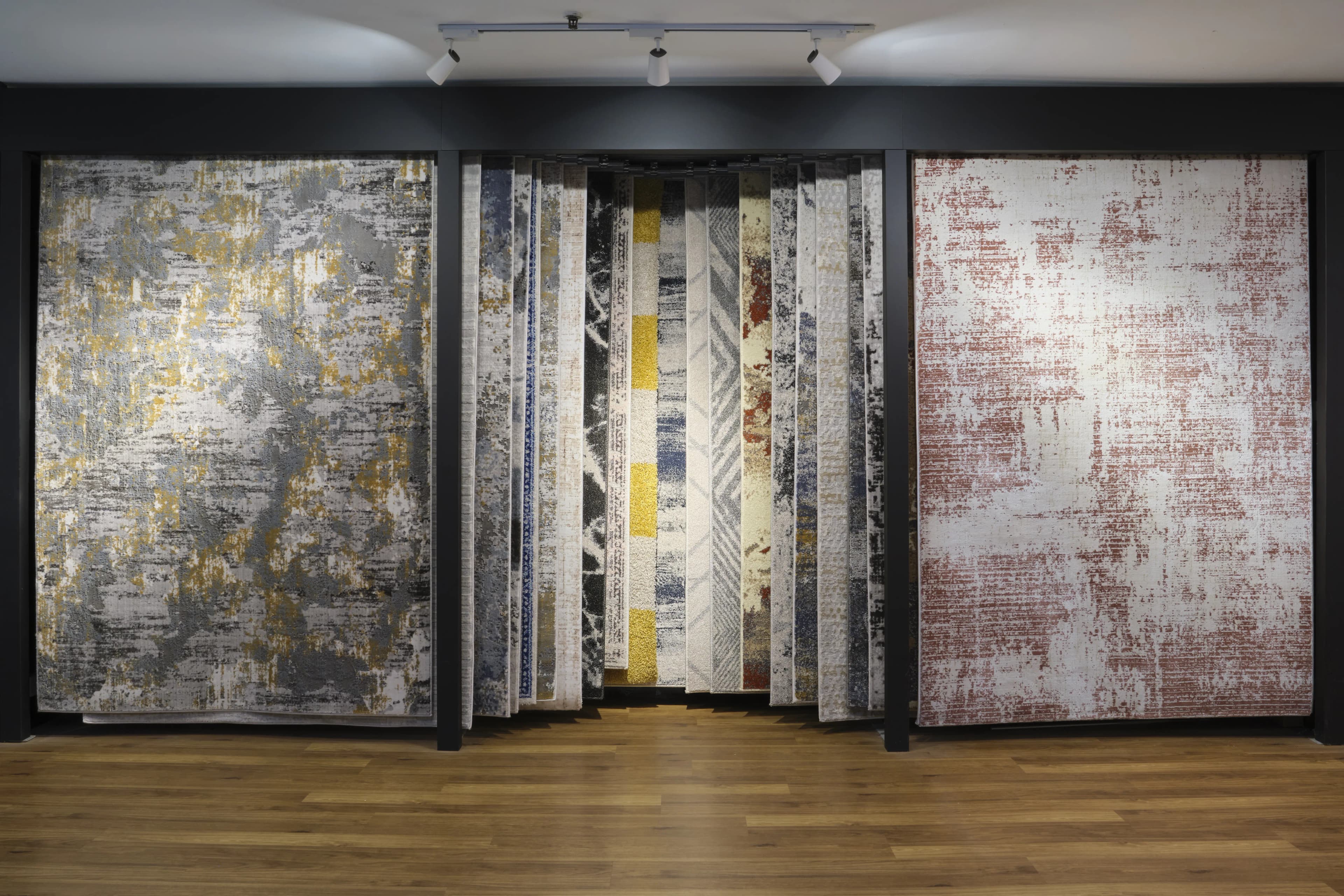 ARISTOCRAT CARPET & MARK DESIGN